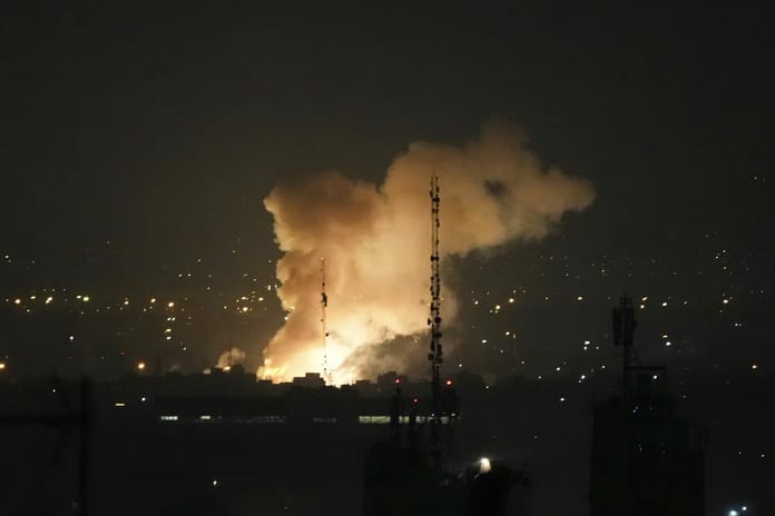 İsrail İran'daki nükleer tesisleri vurdu