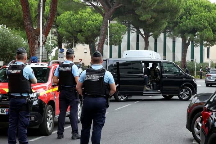 Fransa'da güzellik merkezine bombalı saldırı: 6 yaralı