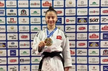 Porec'te zirve Türkiye'nin: Semanur Yüksel, Ümitler Avrupa Judo Şampiyonası'nda altın madalya kazandı