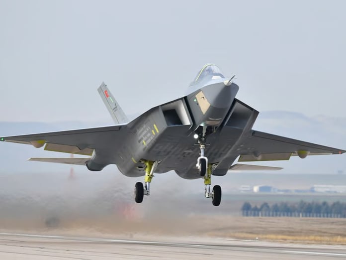 Savunmada yeni dönem: Türkiye, KAAN’dan SİPER’e, ihracattan İDEF 2025’e stratejik atılımda