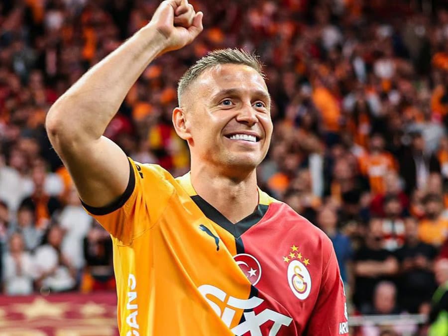 Galatasaray,Frankowski'yi Rennes'e kiraladı