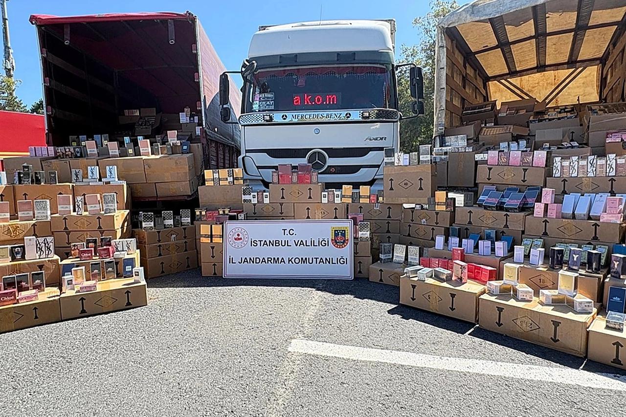 Bağcılar’da sahte parfüm imalathanesine operasyon