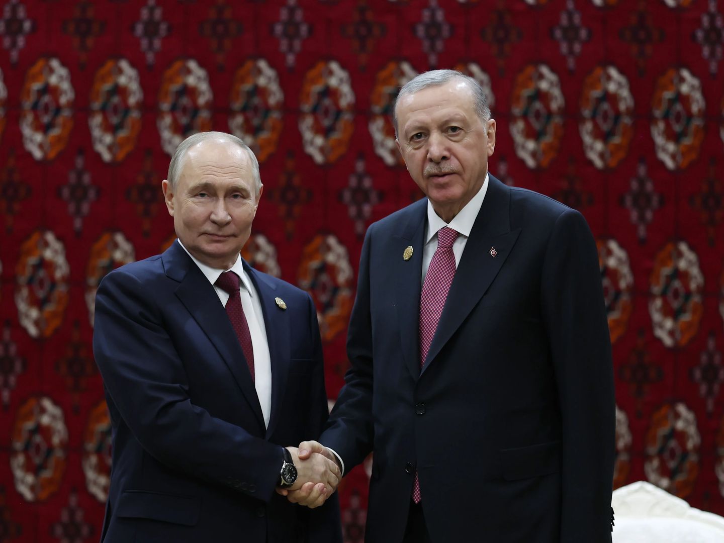 Bloomberg: Türkiye, ABD İle ilişkileri iyileştirmek için Rusya’ya S-400’lerin iadesini talep etti