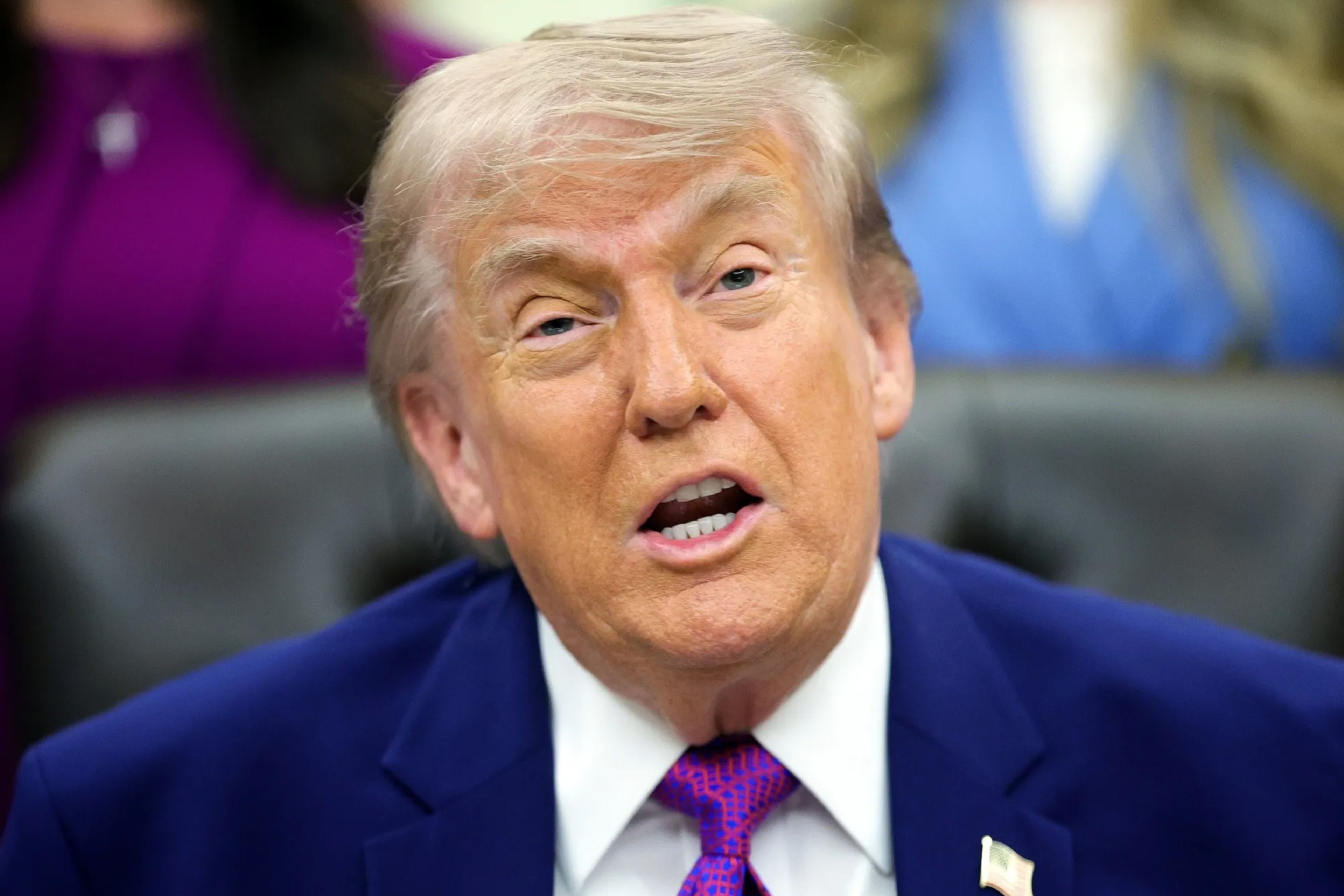 Trump'tan Küba'ya yardım açıklaması