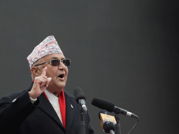 19 kişinin öldüğü protestolar Başbakan Oli’yi koltuğundan etti