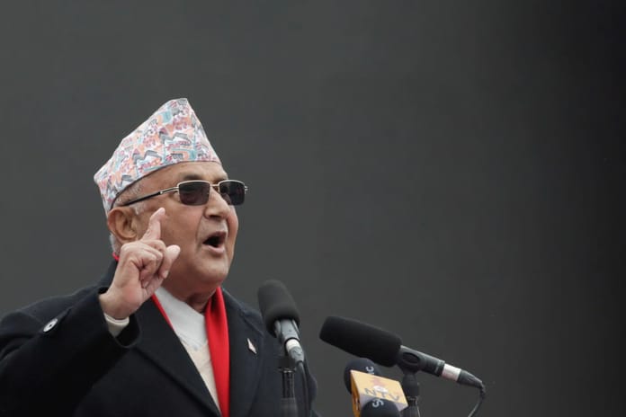 19 kişinin öldüğü protestolar Başbakan Oli’yi koltuğundan etti