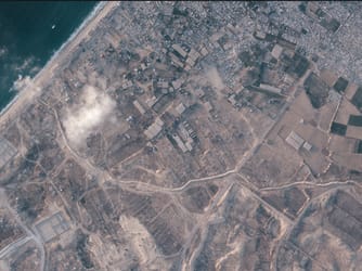 Israel is Building a Massive Earthen Barrier to Divide Gaza