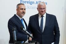 Fidan'dan İstanbul'da liderler zirvesi düzenlenmesi çağrısı 