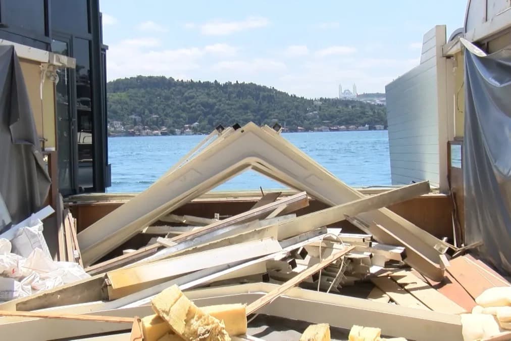 Boğaz'daki kaçak yapıların yıkımı başladı