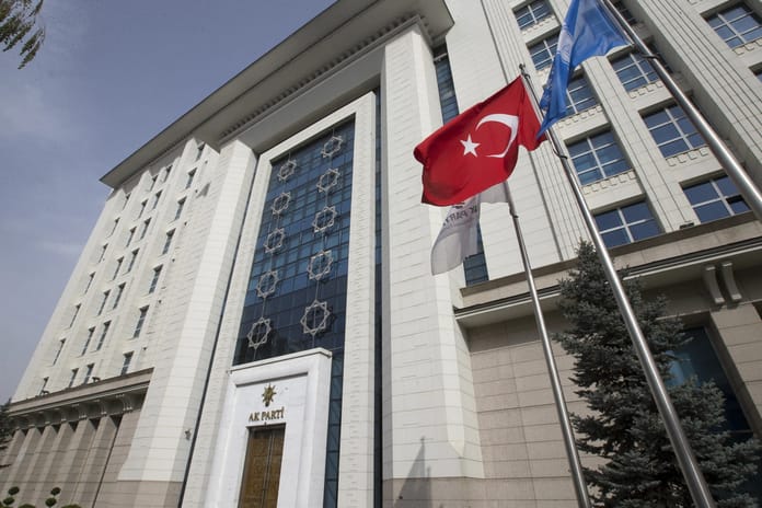 AK Parti kampa giriyor: Gündem Terörsüz Türkiye