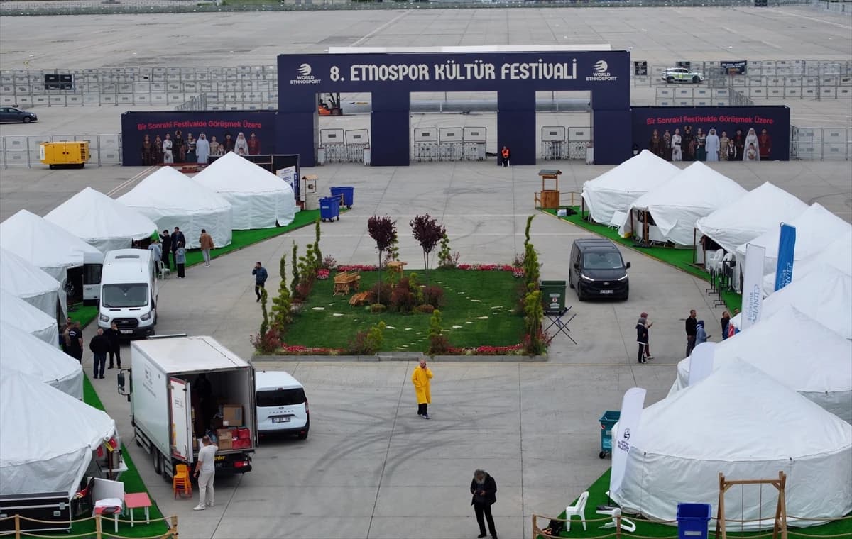 Sahne performansları ve kültürel etkinlikler