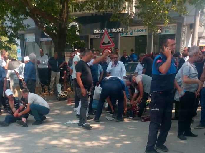 Bursa'da cuma namazı sonrası cemaate silahlı saldırı