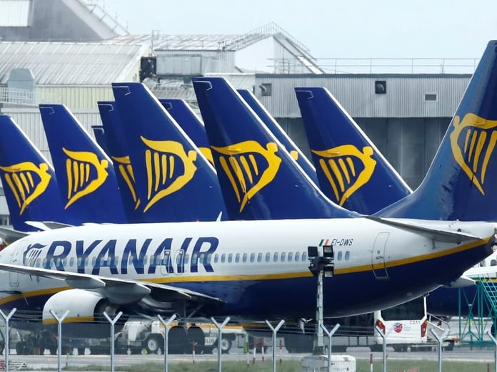 İngiltere'de jet yakıtı krizi ciddi bir sorun haline geldi