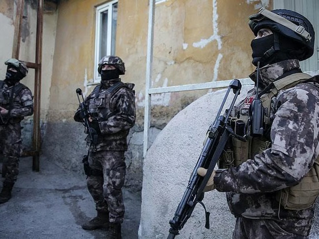 Kırklareli merkezli 4 ilde "Daltonlar" operasyonu: 18 gözaltıdan 4'ü tutuklandı