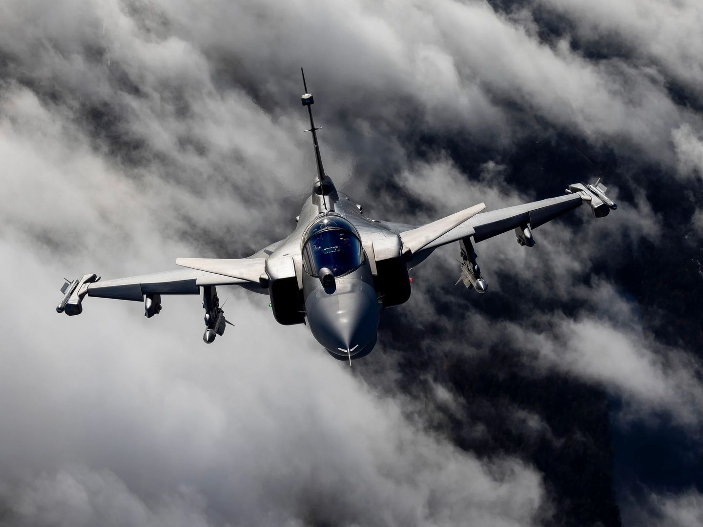 Kolombiya, 17 adet Gripen E/F uçağı için 3,1 milyar euro İle anlaştı