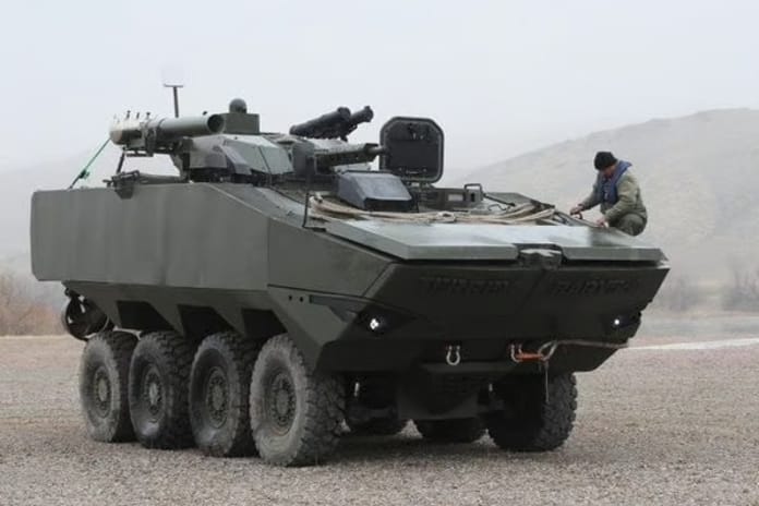 Kazakistan, amfibi zırhlı aracına kamikaze İHA entegre etti