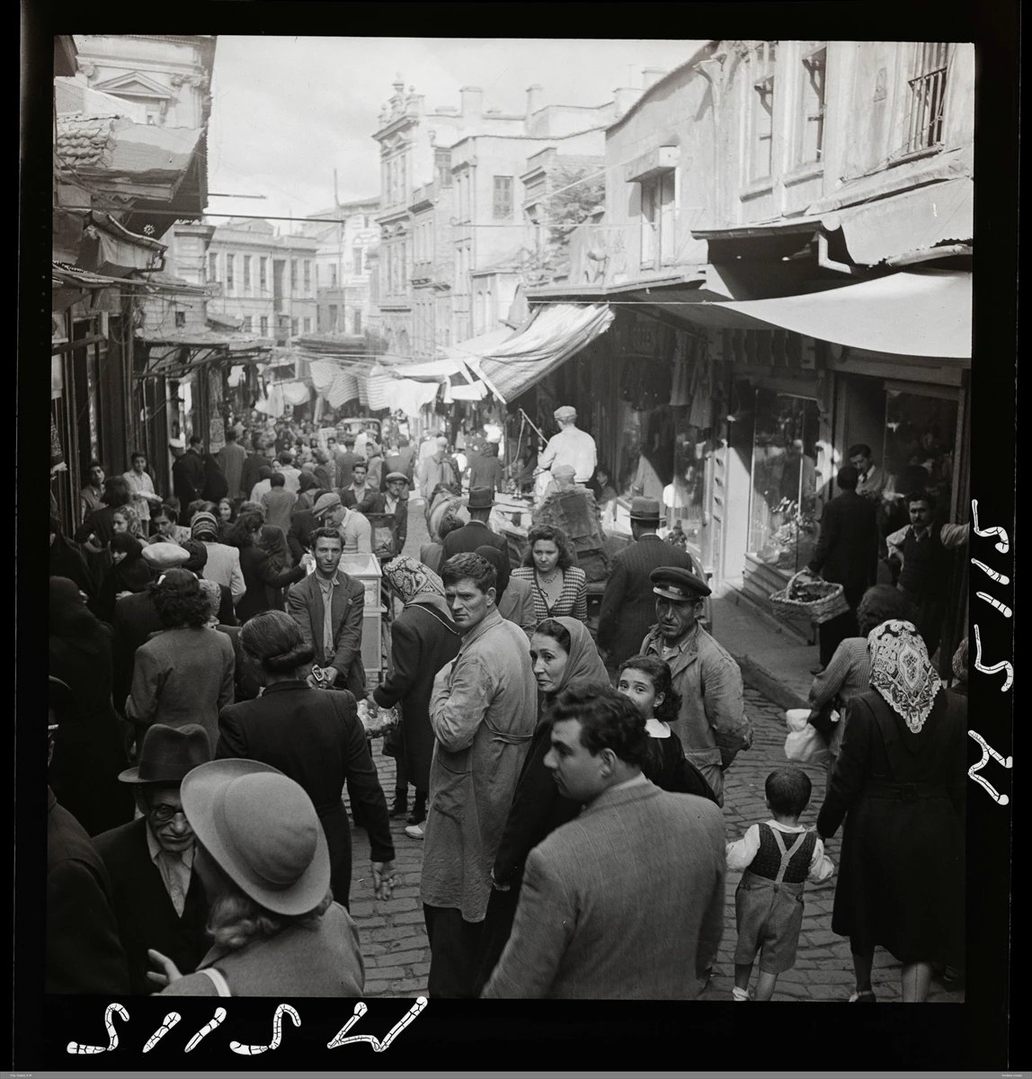 İstanbul'un hiç görmediğiniz fotoğrafları ortaya çıktı | Ünlü fotoğrafçının 79 yıllık arşivi tarihe ışık tutuyor