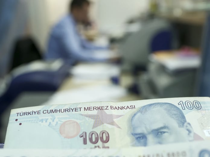 Bugün bankalar açık mı? Arefe günü bankalar çalışıyor mu, saat kaça kadar?