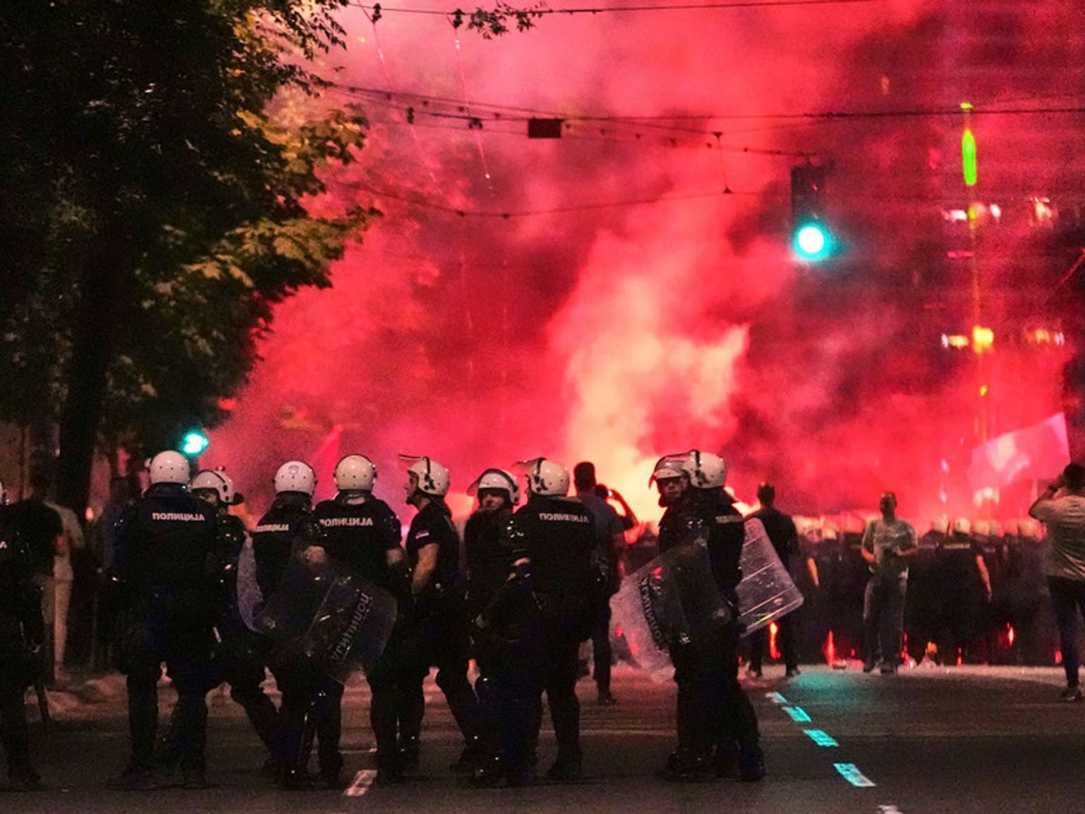 Belgrade Protesters Demand Snap Elections