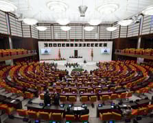 TBMM'den geçti en düşük emekli aylığı 16.881 TL oldu