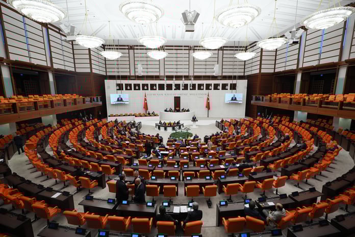 TBMM Başkanı seçildi: Numan Kurtulmuş göreve devam ediyor!