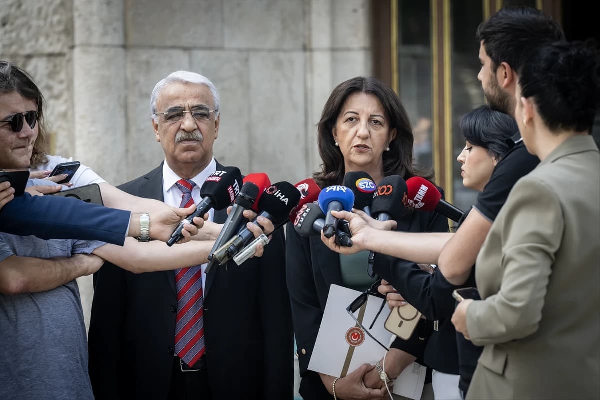 Külliye'de kritik zirve! Cumhurbaşkanı Erdoğan, DEM Parti heyetini kabul etti