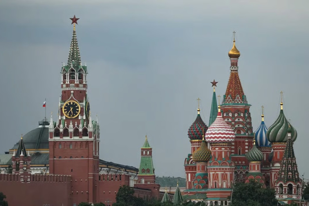 Kremlin Dismisses Trump Warnings