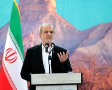 Pezeşkiyan'dan müzakere mesajı: Barış istiyoruz ama her senaryoya hazırız