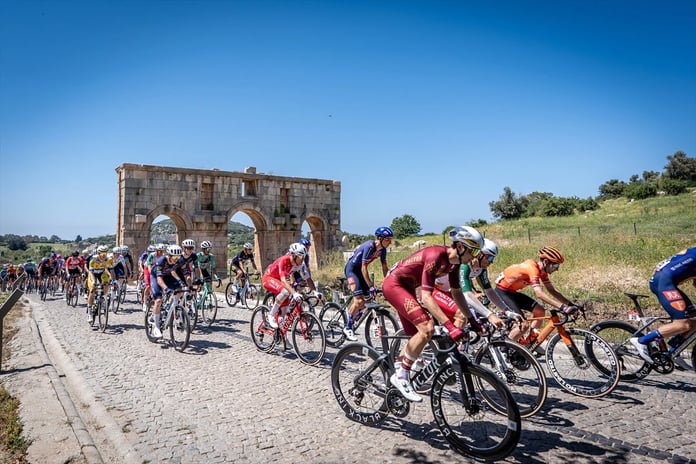 Klasman liderleri yerini sağlamlaştırdı