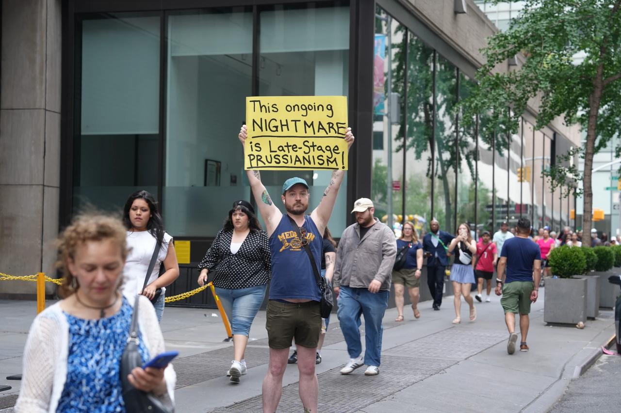New York'ta Trump karşıtı konser düzenlendi