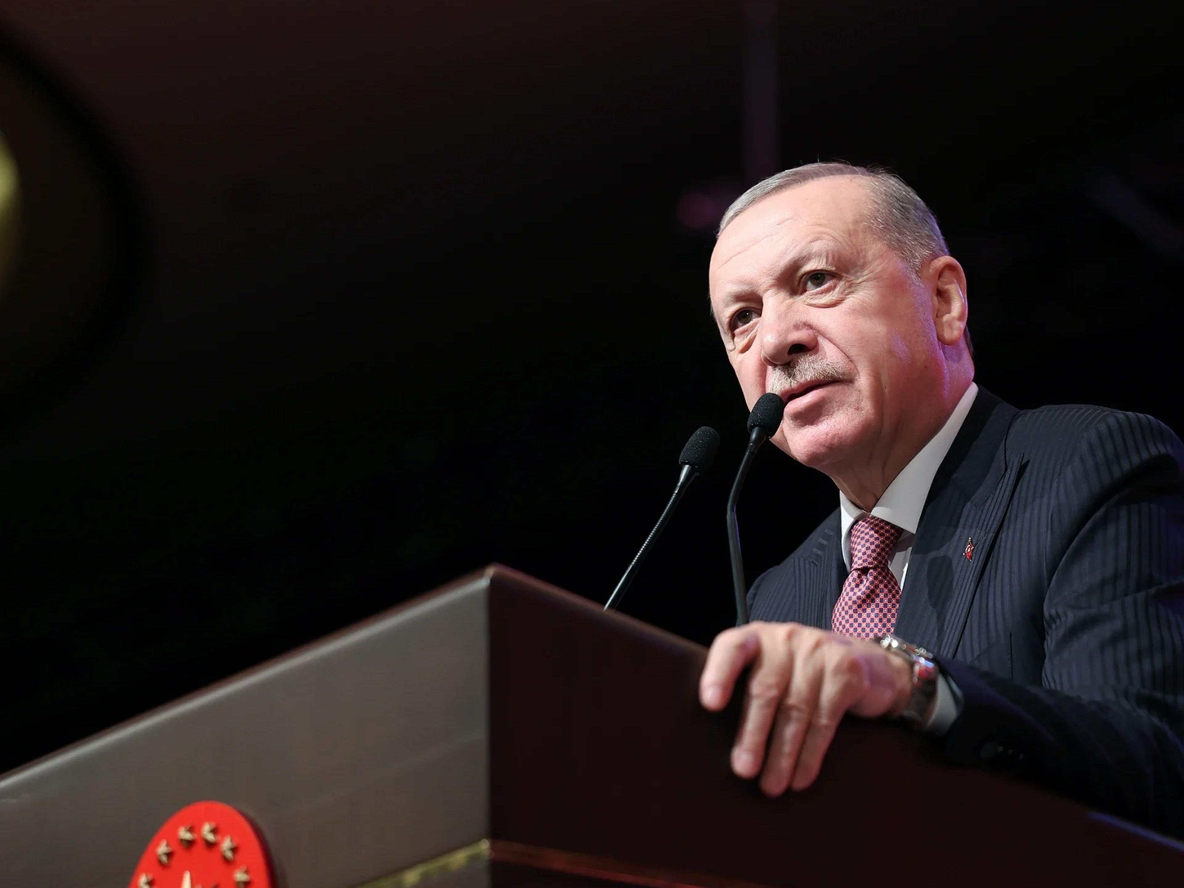 "Karanlık siyasi emellere aparat olmayın"