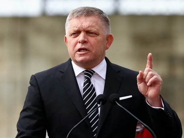 Slovakya Başbakanı Fico'dan Ukrayna'ya kredi paketini engelleme tehdidi