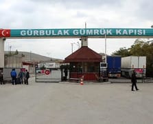 Türkiye ile İran arasındaki gümrük kapılarında günübirlik yolcu geçişleri durduruldu