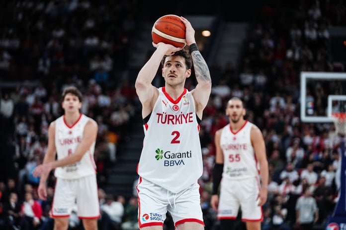 89 yıllık tarihte 1059. maç