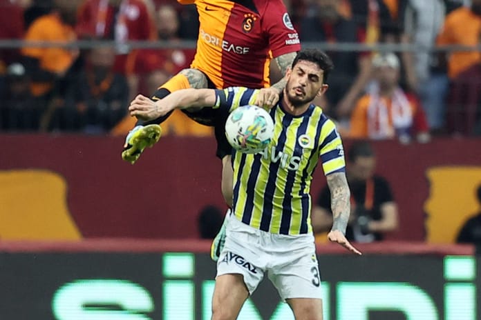 Sosyal medya trolleri