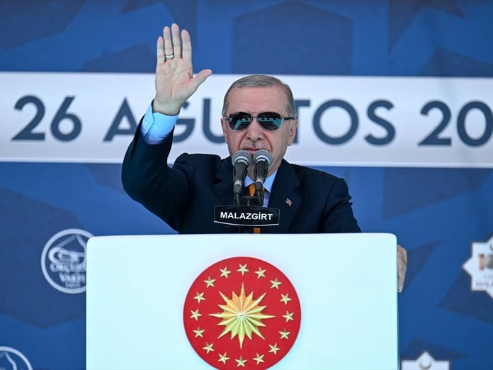 Cumhurbaşkanı Erdoğan'dan Malazgirt'te birlik mesajı