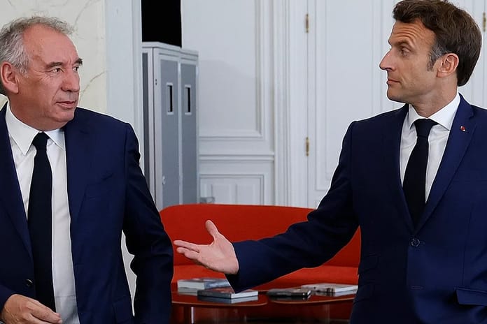 Fransa’da kritik güven oylaması: Bayrou hükümeti meclis sınavında