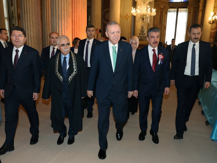 AK Parti'de yeni anayasa için ilk toplantı 4 Haziran’da yapılacak