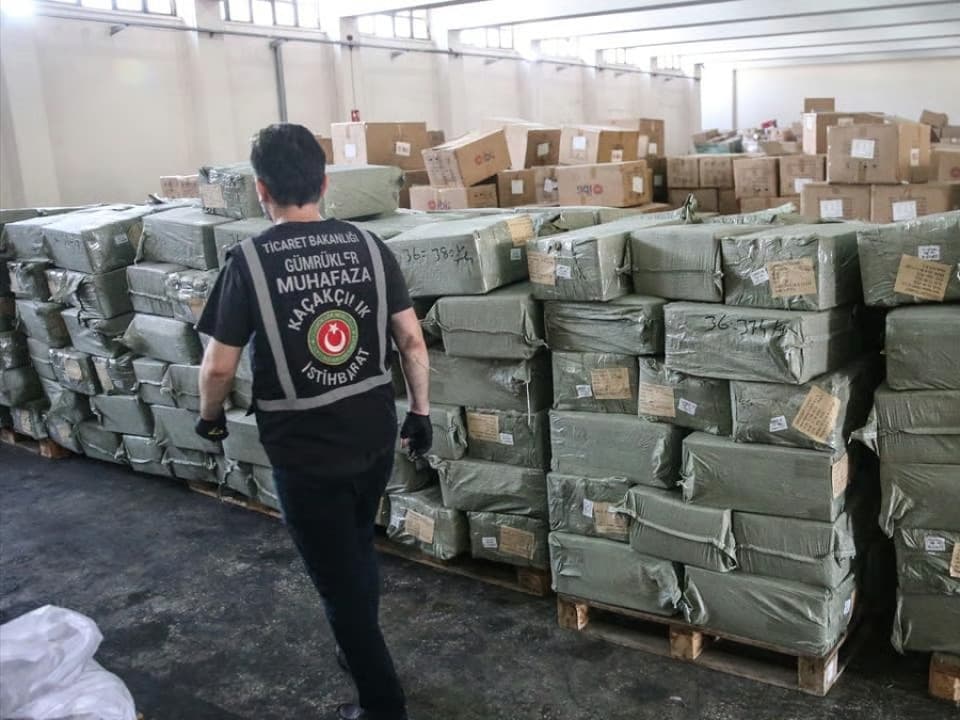 35.5 milyar TL'lik kaçak eşya yakalandı