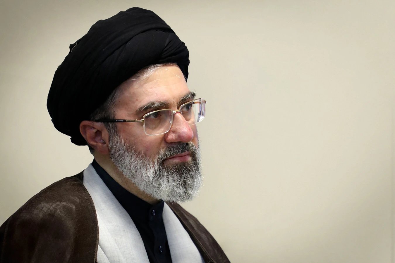Iran Cleric: Public Wants Khamenei to Build Bomb