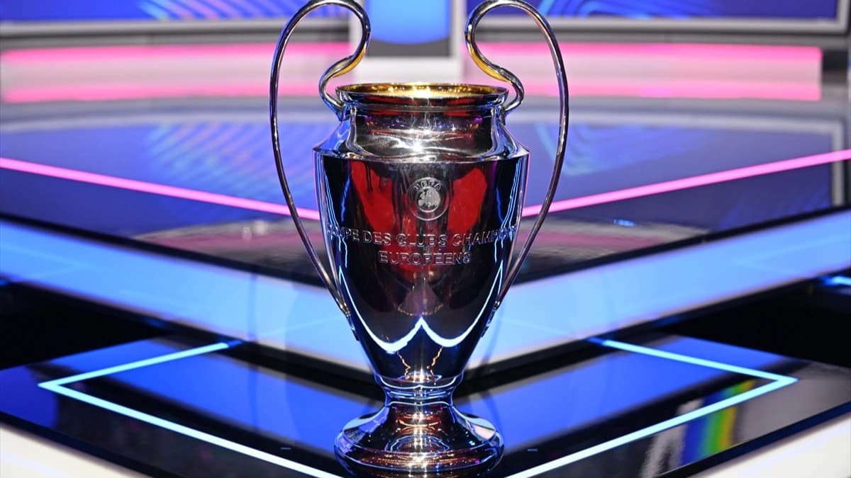 Galatasaray ve Fenerbahçe'nin Şampiyonlar Ligi rakipleri belli oldu