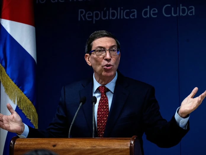 Küba'dan ABD'nin tehditlerine karşı egemenlik vurgusu 