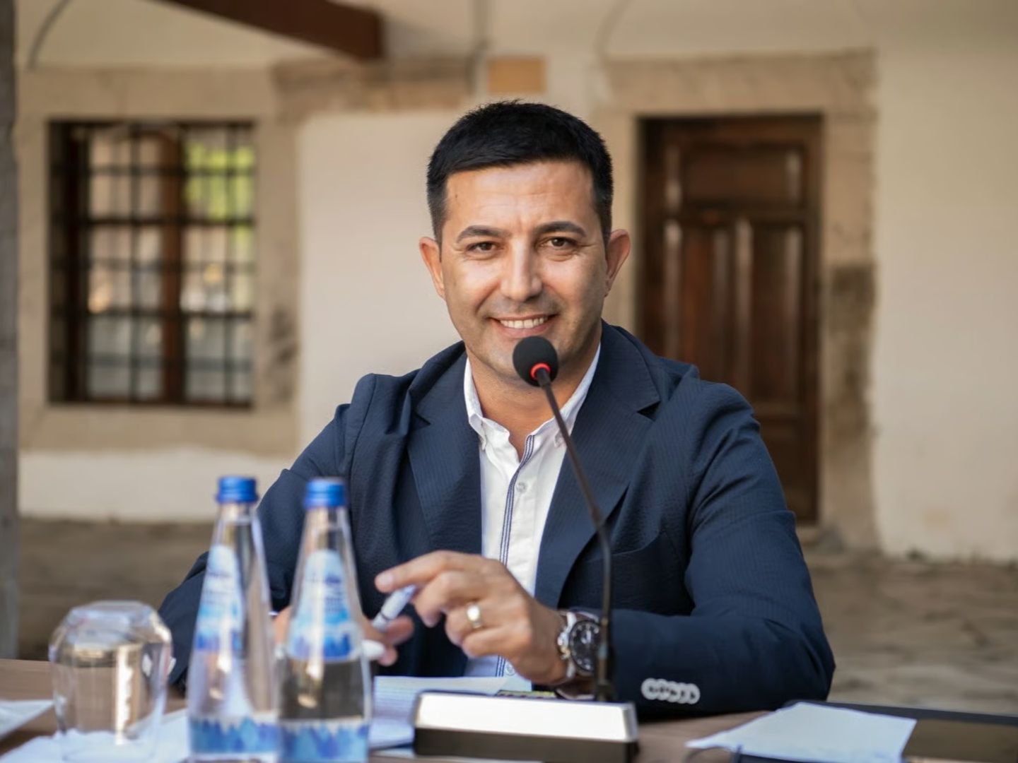 Kuşadası Belediye Başkanı Ömer Günel gözaltına alındı