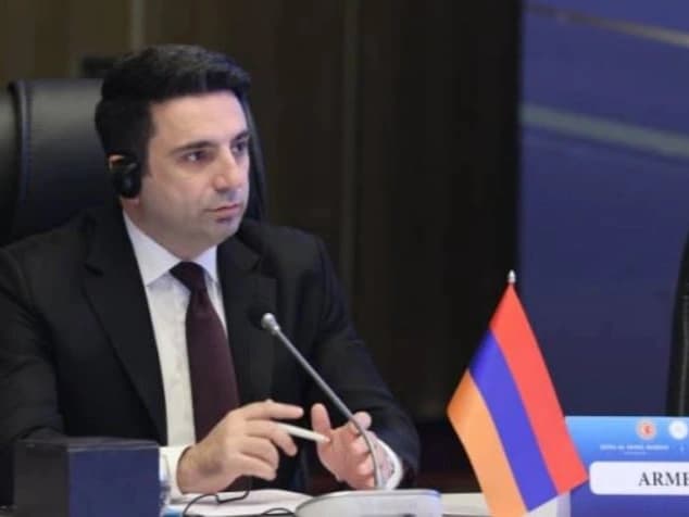 Simonyan'dan Azerbaycan mesajı