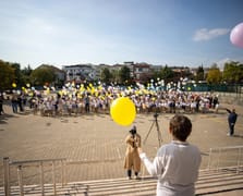 Melike'nin kanseri yenme sevinci gökyüzüne balonlarla uçuruldu