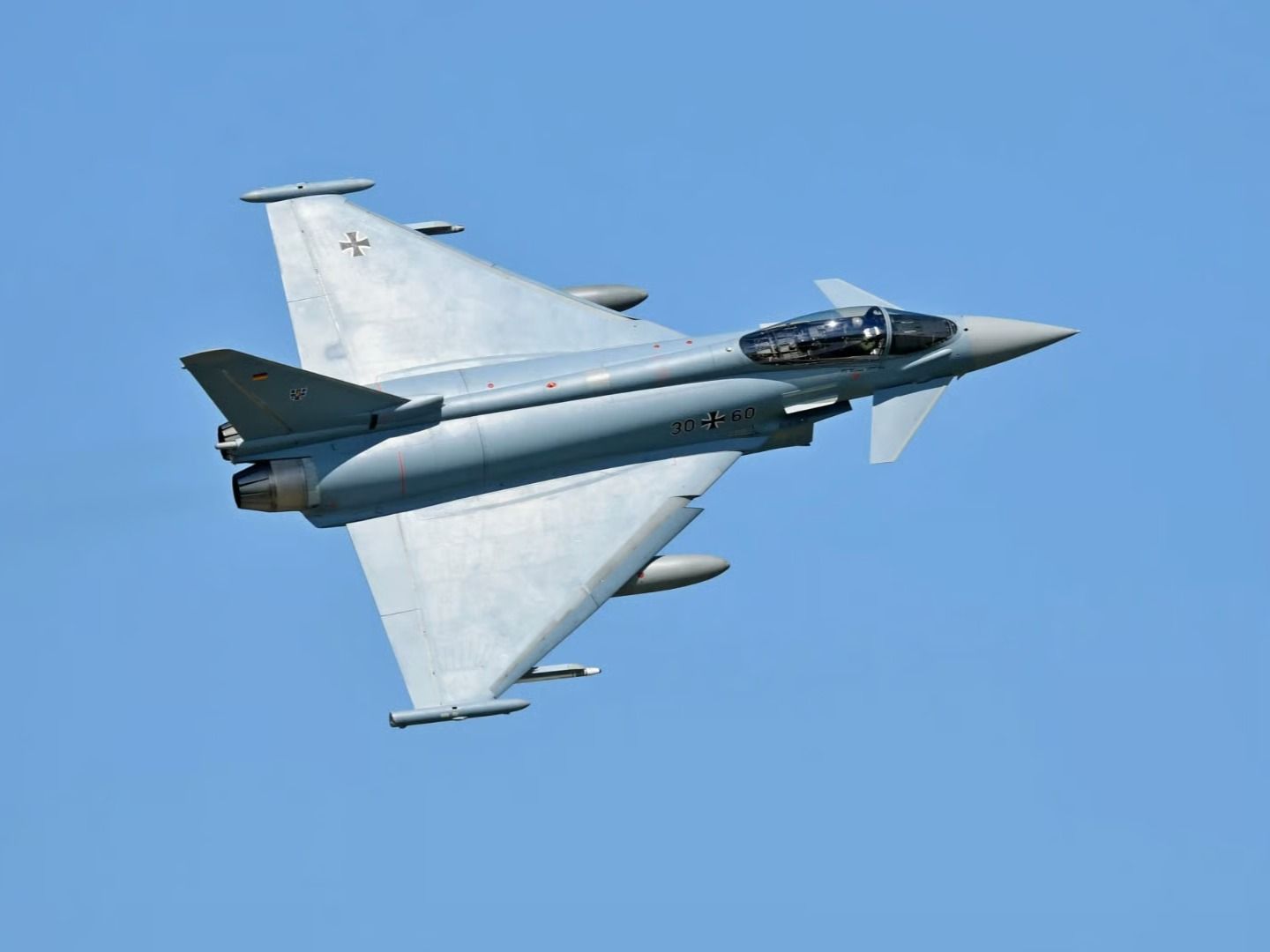 Eurofighter'ın yeni nesil AESA radarı ilk kez gerçek hedeflerle test ediliyor