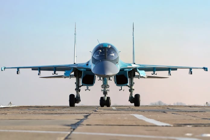 Rusya, yeni nesil Su-34 bombardıman uçaklarını teslim aldı