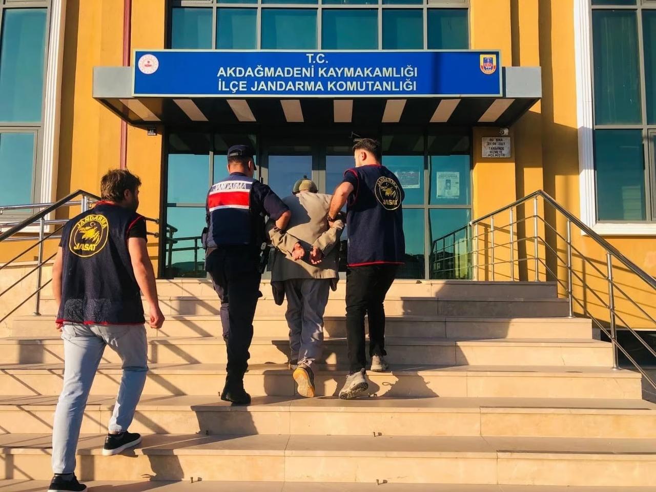 23 yıl hapis cezasıyla aranıyordu! O ilçede yakalandı
