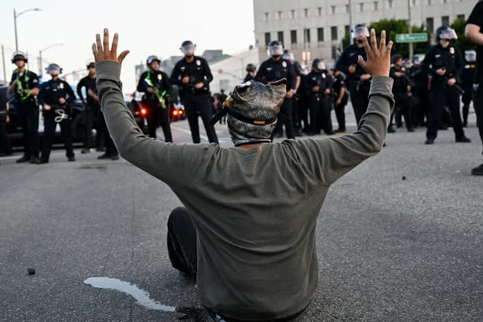 Los Angeles Belediye Başkanı'ndan birlik mesajı