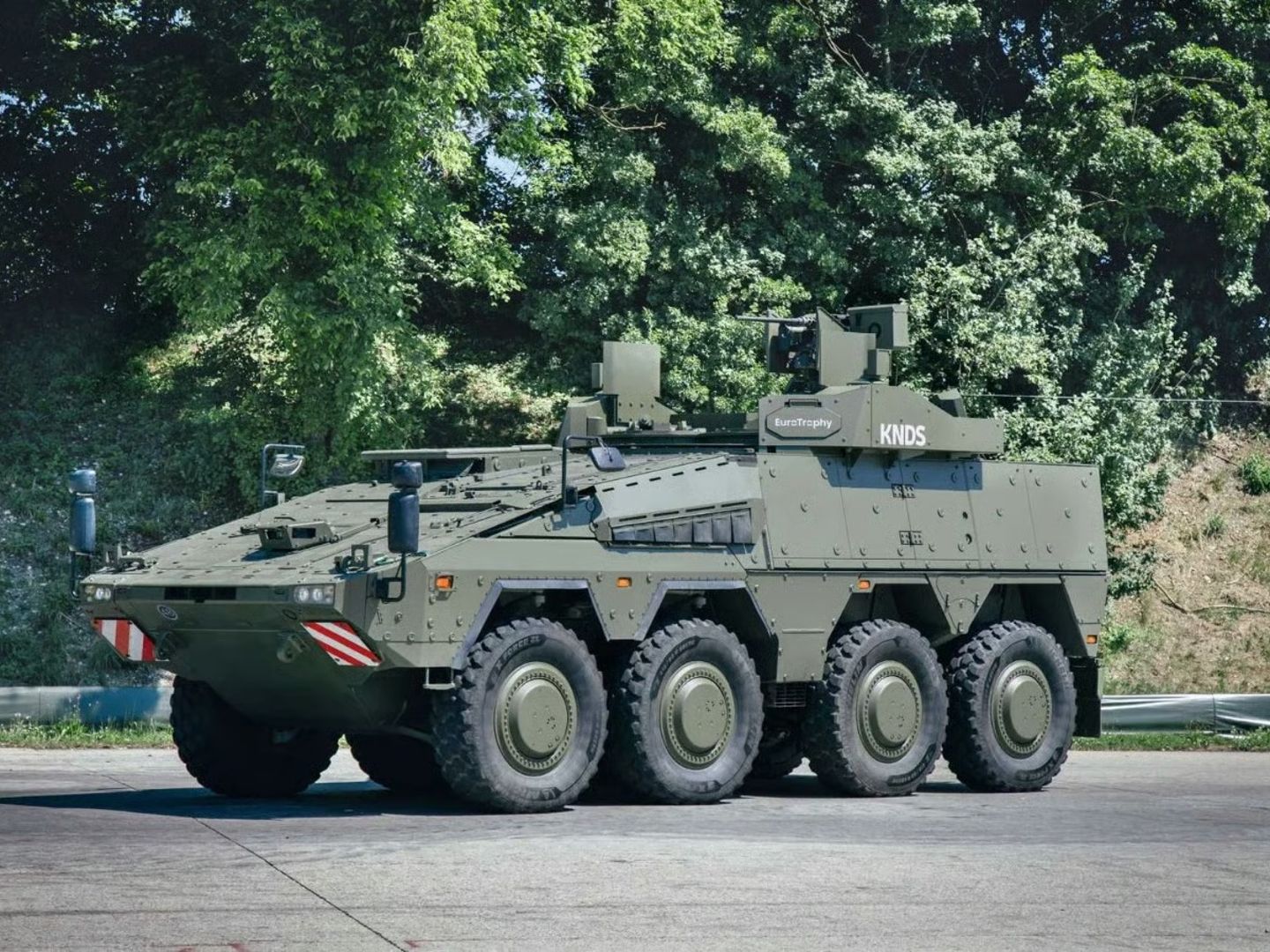 Almanya, Boxer 8x8 zırhlı araç üretimi için Çekya ile ortaklık planını değerlendiriyor